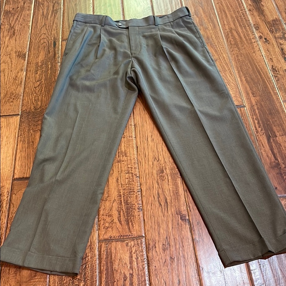 Stafford Men's Brown Dress Pants